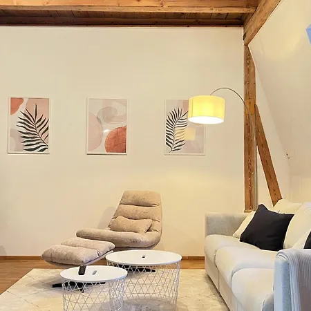 Ludwigshome Luxus - Zentral, 95qm, Whirlpool, Balkon, Smart Tv Appartement *