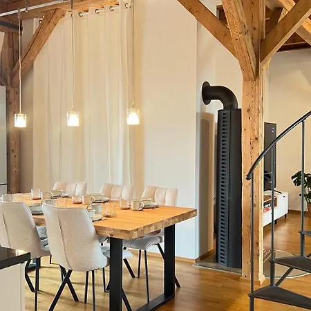 Ludwigshome Luxus - Zentral, 95qm, Whirlpool, Balkon, Smart Tv Appartement