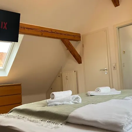 Ludwigshome Luxus - Zentral, 95qm, Whirlpool, Balkon, Smart Tv Appartement