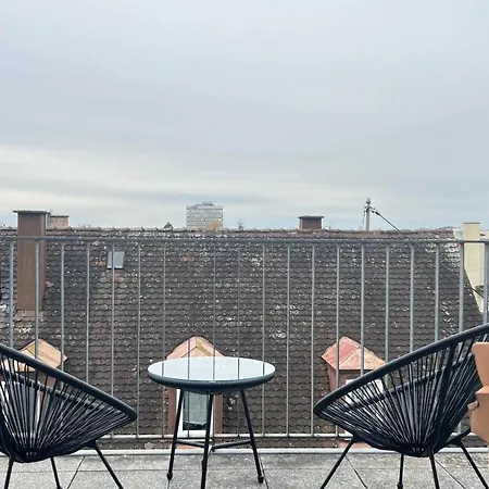 Ludwigshome Luxus - Zentral, 95qm, Whirlpool, Balkon, Smart Tv Ludwigsbourg