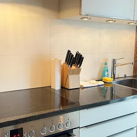 Appartement Ludwigshome Luxus - Zentral, 95qm, Whirlpool, Balkon, Smart Tv *